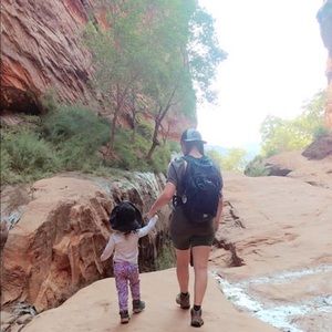 Meet your Posher, Casey